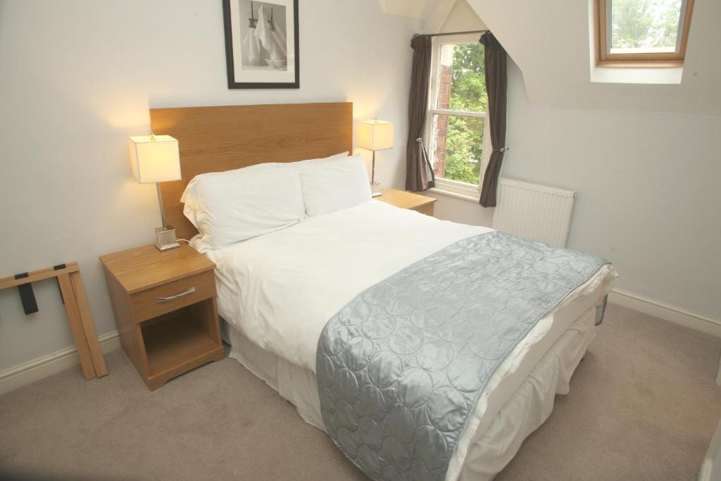 Cliff Lawn Hotel Leeds (West Yorkshire) Phòng bức ảnh