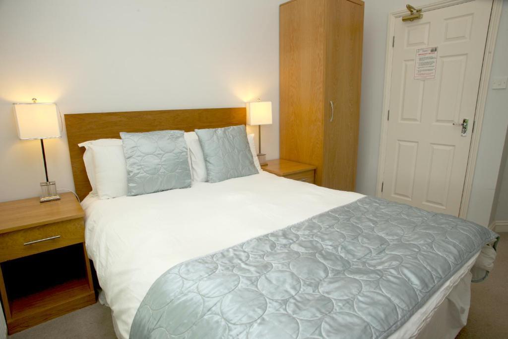 Cliff Lawn Hotel Leeds (West Yorkshire) Phòng bức ảnh
